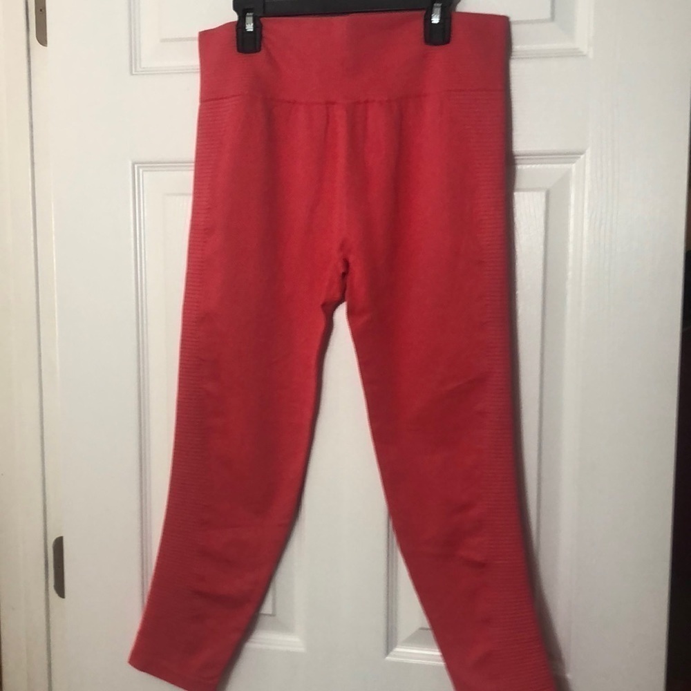Aerie Peach Pink Stretch Workout‎ Leggings L